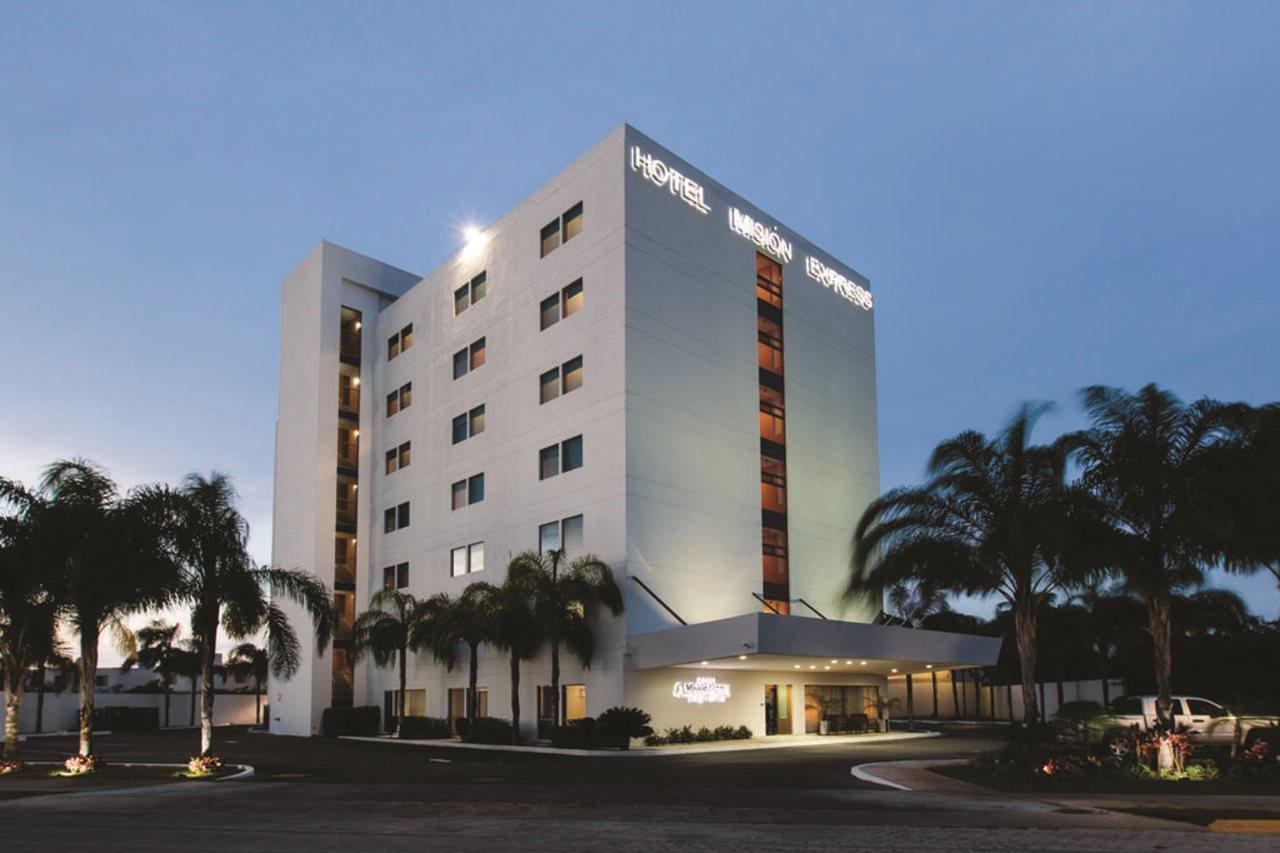 Mision Express Merida Altabrisa Ngoại thất bức ảnh