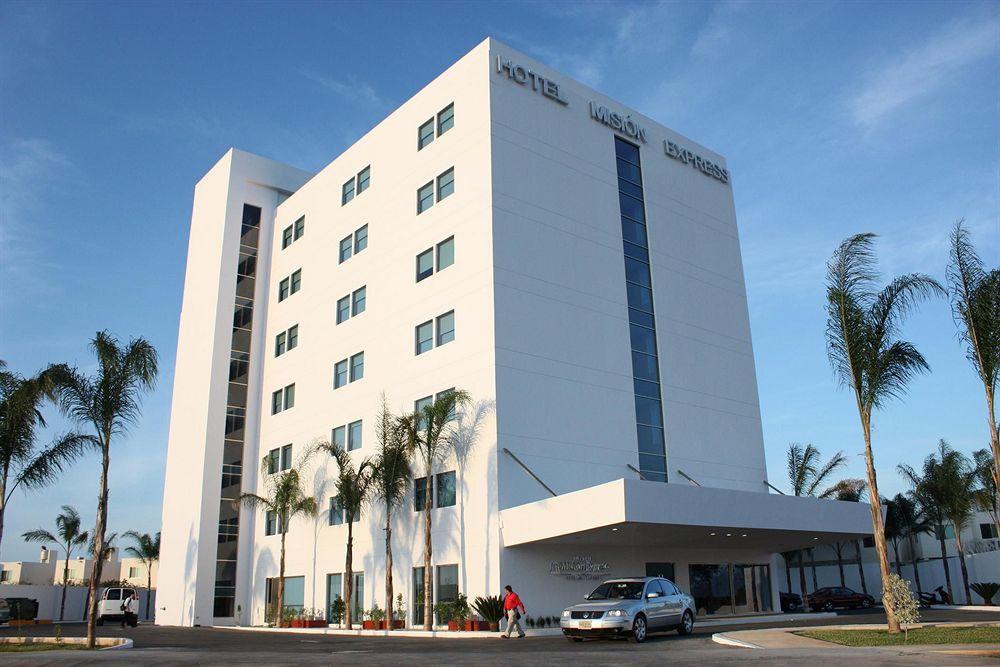 Mision Express Merida Altabrisa Ngoại thất bức ảnh